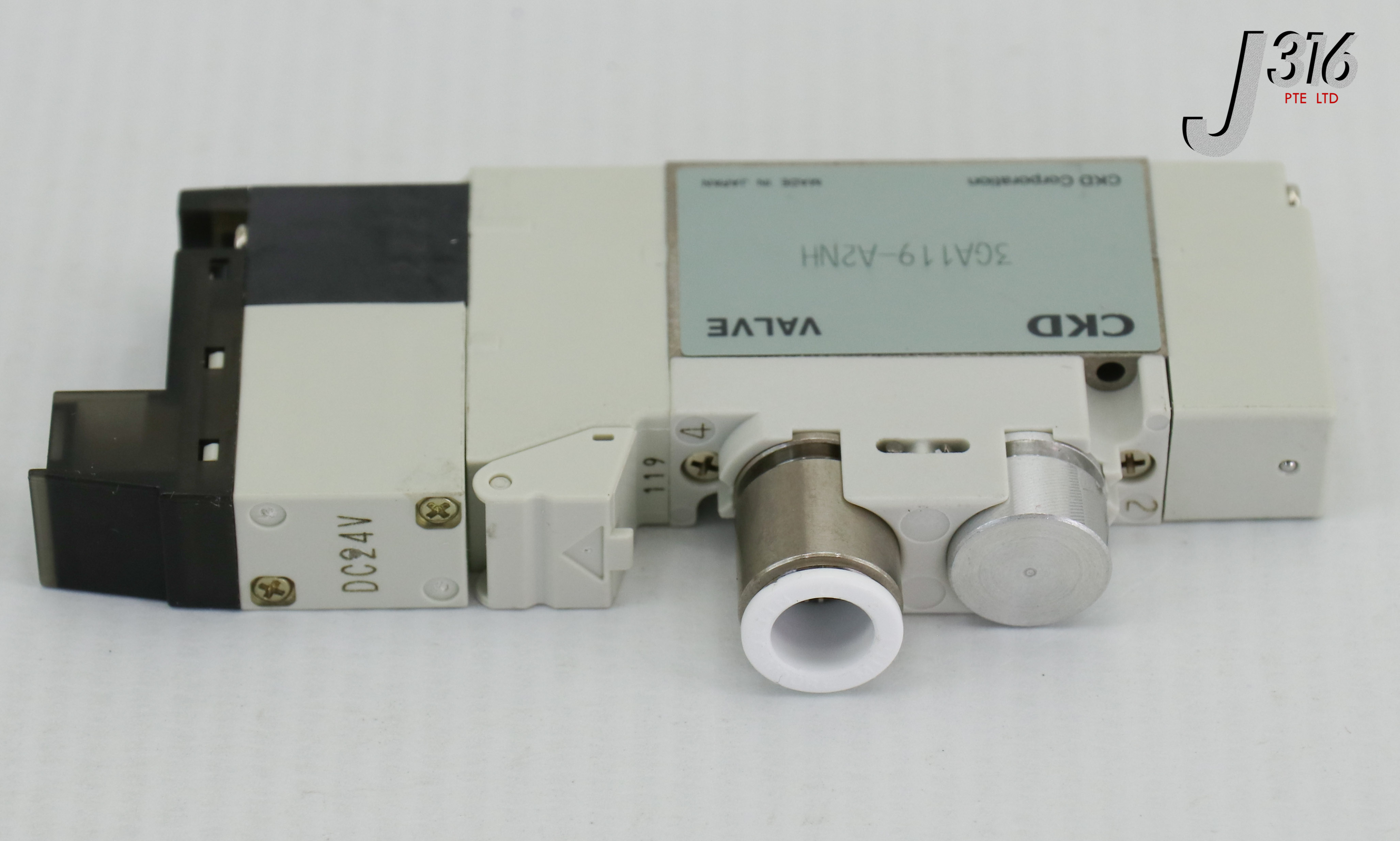 タケ③ 24306 CKD SOLENOID VALVE (NEW) 3GA119-A2NH | eBay UK